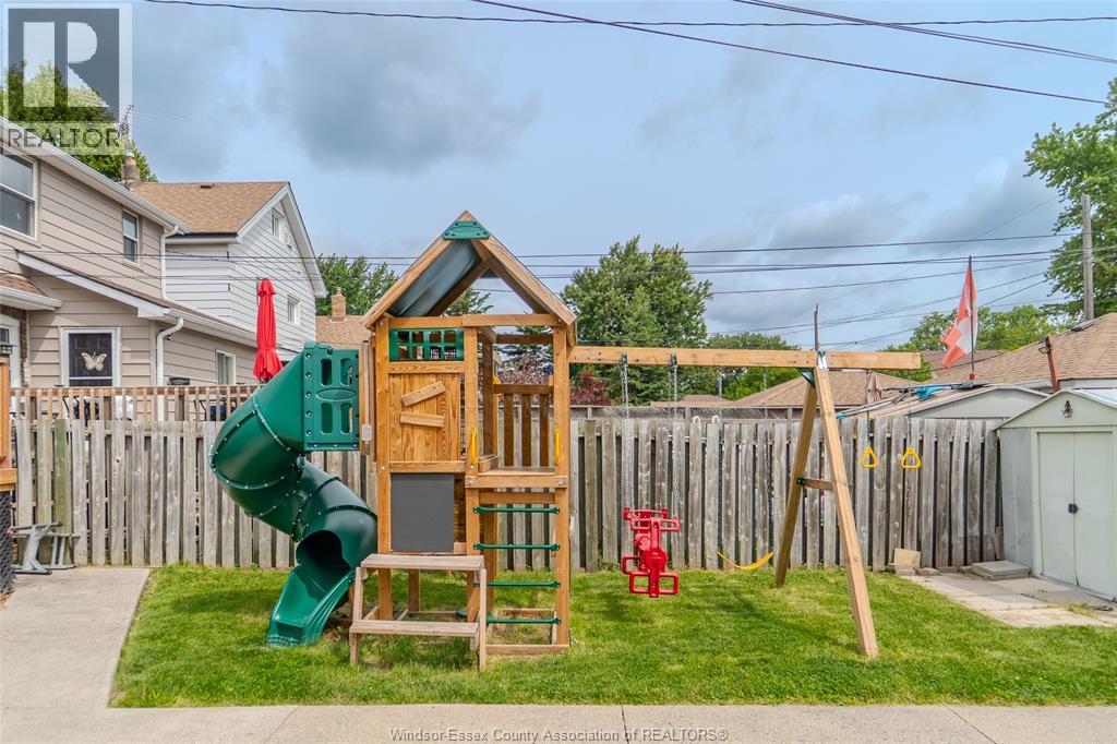 1556 Hall Avenue, Windsor, Ontario  N8X 4R7 - Photo 38 - 26023402
