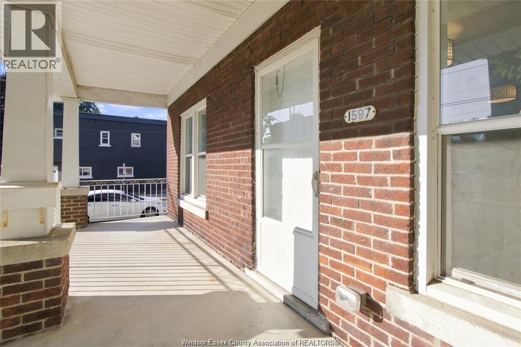 1597 Pelissier Street, Windsor, Ontario  N8X 1M9 - Photo 5 - 26023390