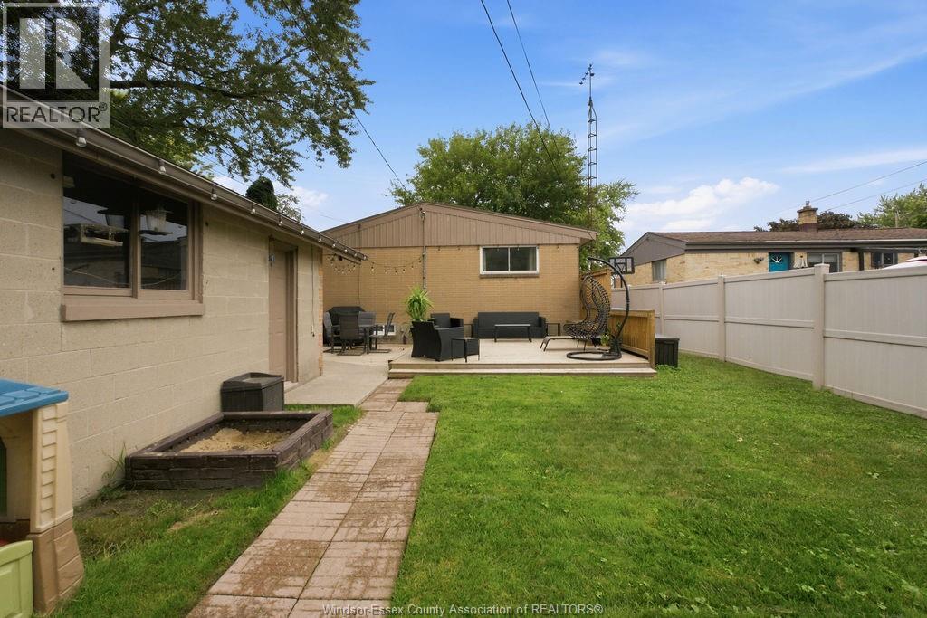 1208 Belleperche, Windsor, Ontario  N8S 3C5 - Photo 39 - 26023415