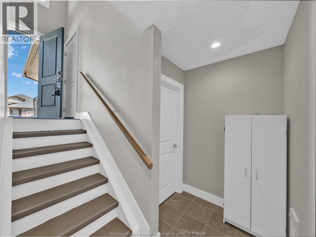324 Sweetman Avenue, Essex, Ontario  N8M 2Z5 - Photo 13 - 26023412