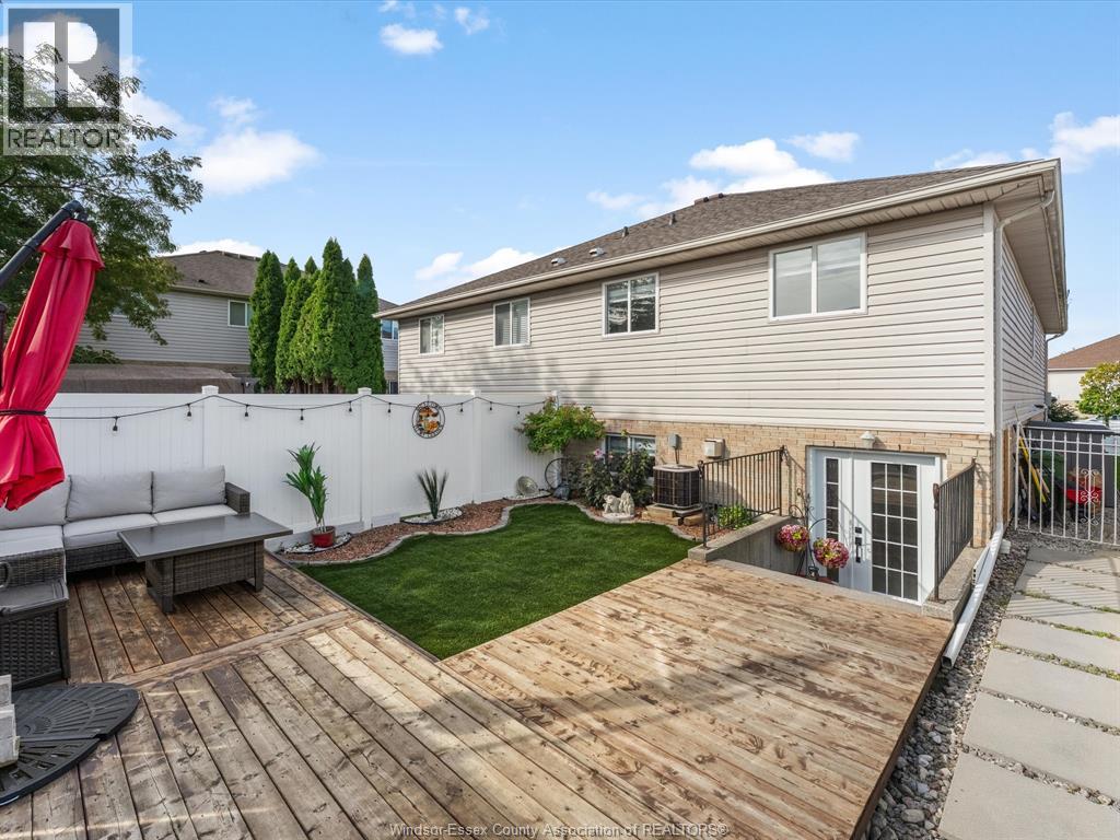 908 Michael Drive, Tecumseh, Ontario  N8N 5A4 - Photo 33 - 26023387