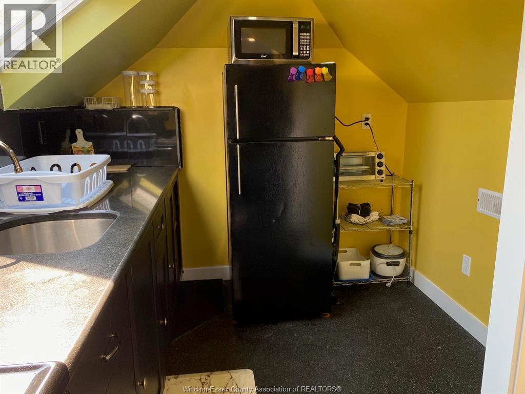 1610 Victoria Avenue Unit# Upper, Windsor, Ontario  N8X 1P7 - Photo 13 - 26023423