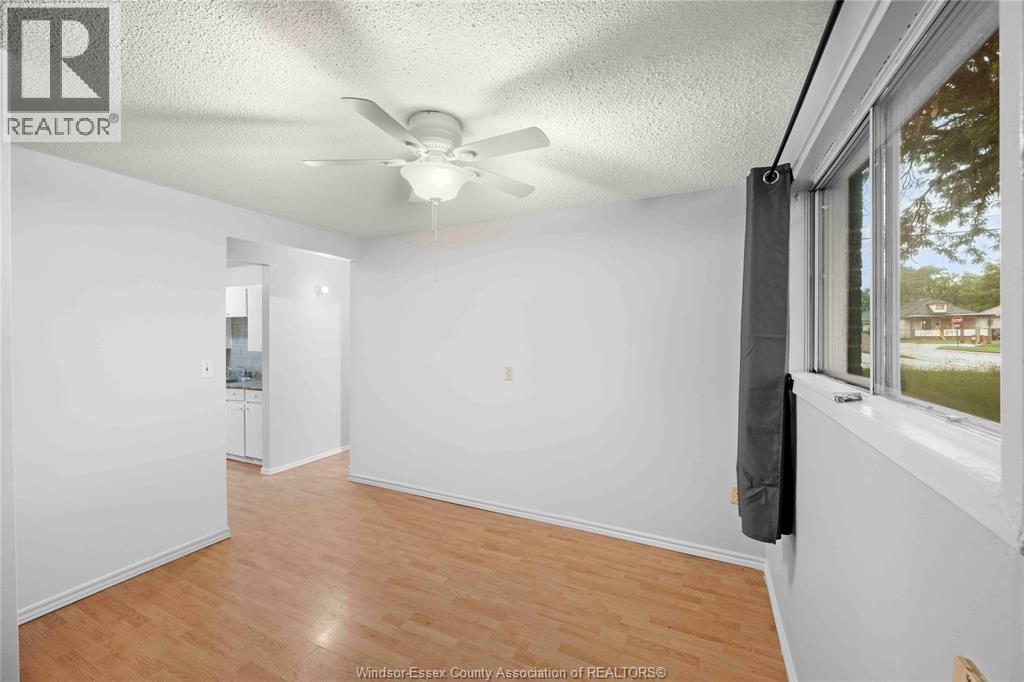 915 Lena, Windsor, Ontario  N9C 3K1 - Photo 17 - 26023422
