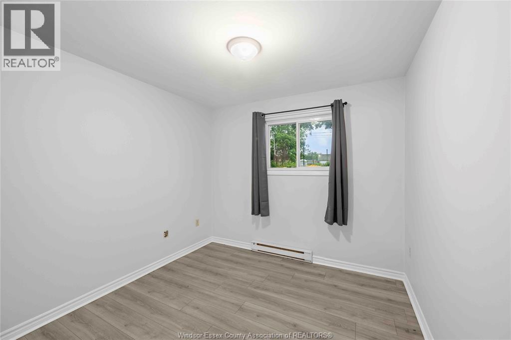 915 Lena, Windsor, Ontario  N9C 3K1 - Photo 19 - 26023422