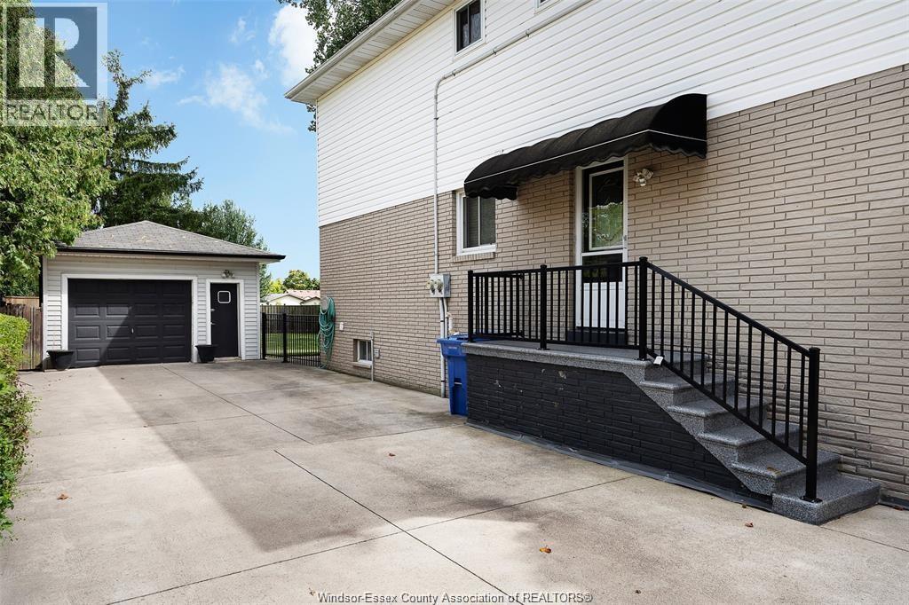 3138 Hartley Drive, Windsor, Ontario  N8T 1Z2 - Photo 6 - 26023427