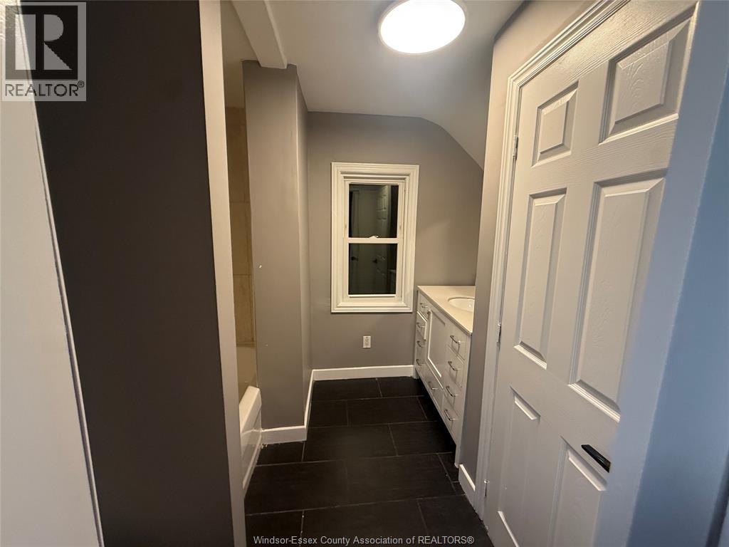 1380 Goyeau, Windsor, Ontario  N8X 3L1 - Photo 3 - 26023453