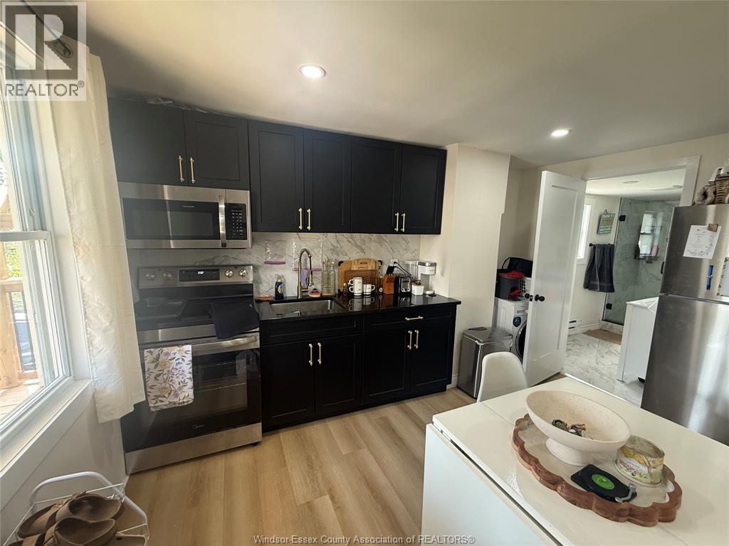 786 Chatham Unit# 1, Windsor, Ontario  N9A 1Y3 - Photo 3 - 26023452