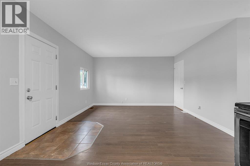 3796 Glenfield Street, Windsor, Ontario  N9C 2B2 - Photo 10 - 26023425