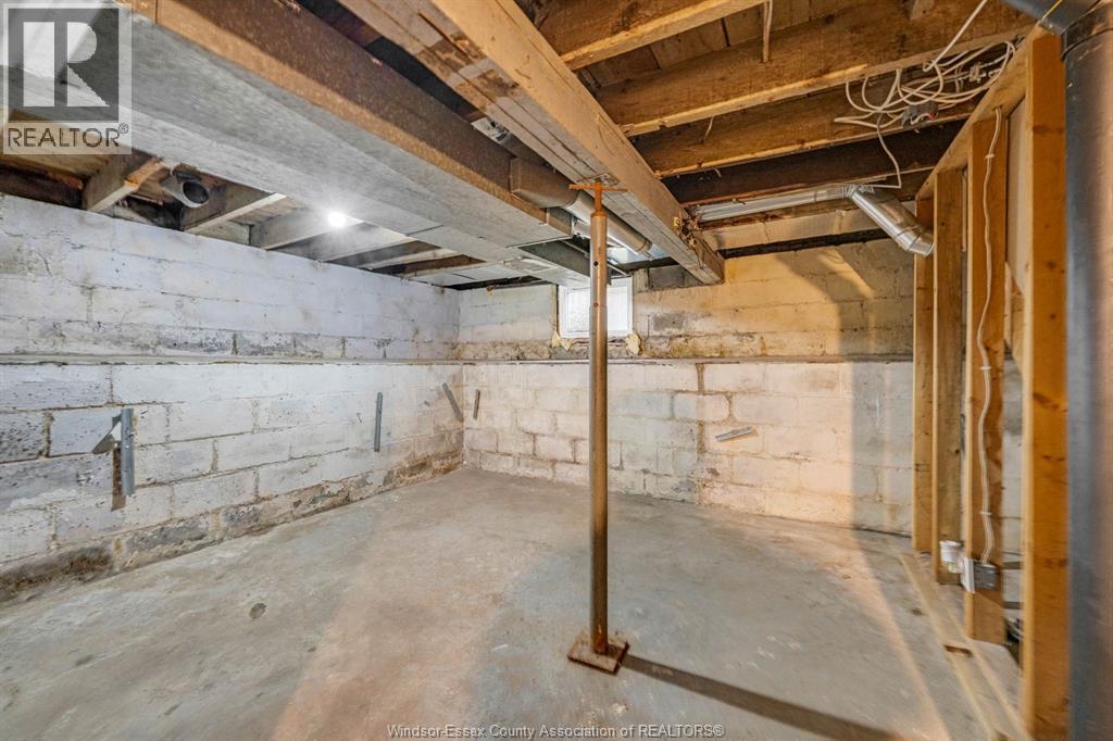 3796 Glenfield Street, Windsor, Ontario  N9C 2B2 - Photo 19 - 26023425