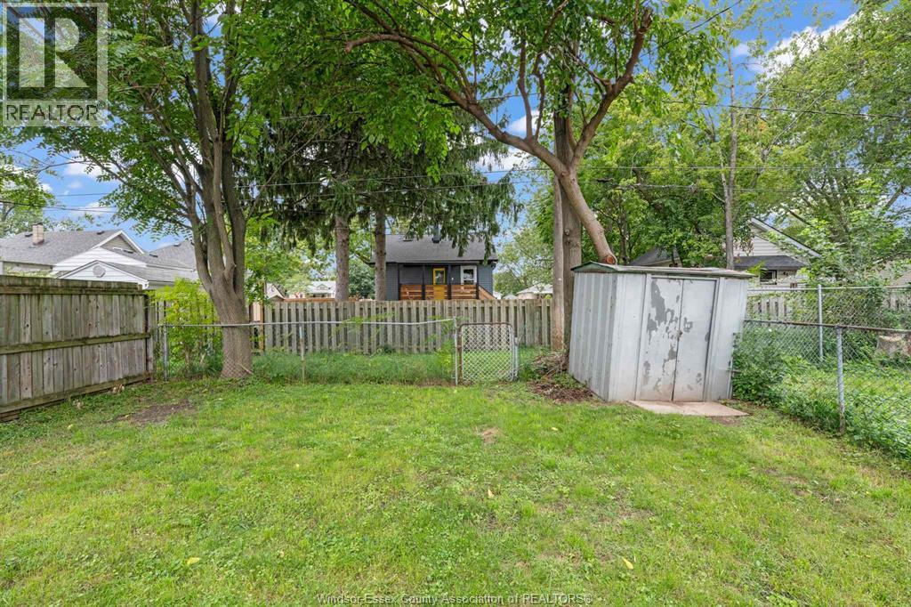 3796 Glenfield Street, Windsor, Ontario  N9C 2B2 - Photo 24 - 26023425