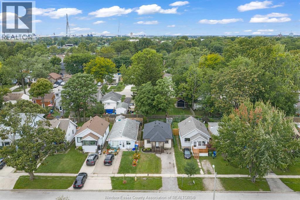 3796 Glenfield Street, Windsor, Ontario  N9C 2B2 - Photo 6 - 26023425