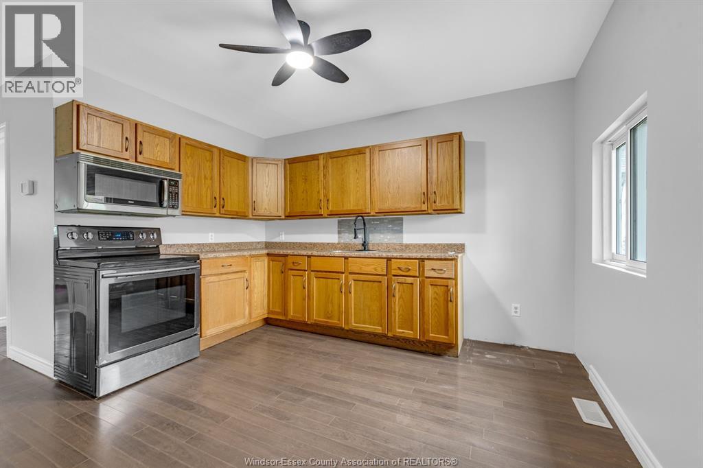3796 Glenfield Street, Windsor, Ontario  N9C 2B2 - Photo 8 - 26023425