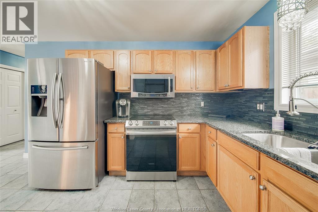 2163 Curry, Windsor, Ontario  N9B 3X5 - Photo 13 - 26023156