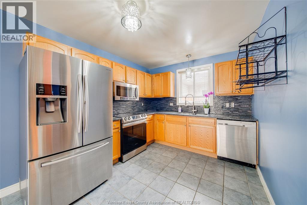2163 Curry, Windsor, Ontario  N9B 3X5 - Photo 15 - 26023156