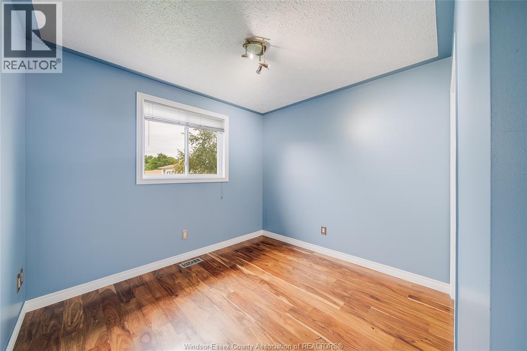 2163 Curry, Windsor, Ontario  N9B 3X5 - Photo 19 - 26023156
