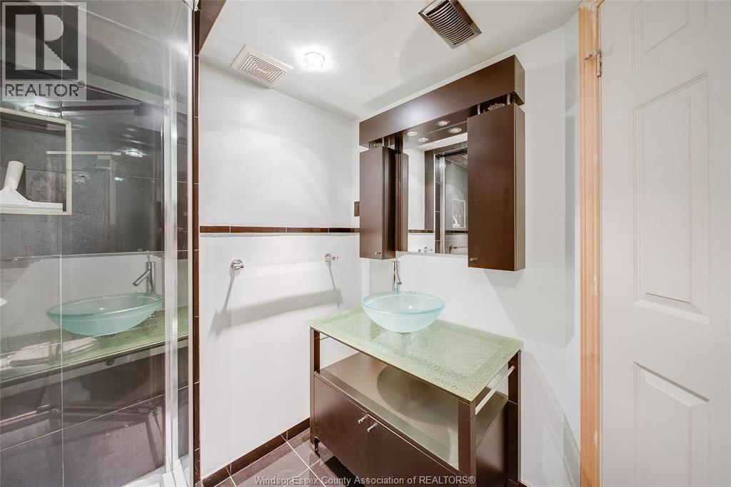 2163 Curry, Windsor, Ontario  N9B 3X5 - Photo 34 - 26023156