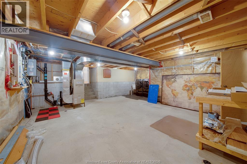 2163 Curry, Windsor, Ontario  N9B 3X5 - Photo 37 - 26023156