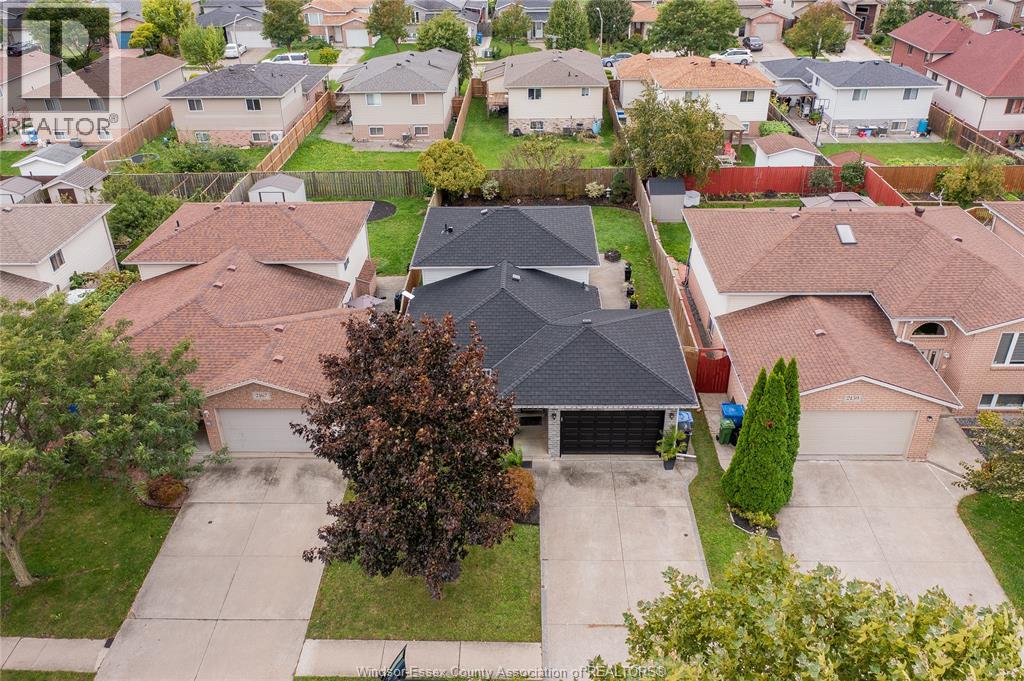 2163 Curry, Windsor, Ontario  N9B 3X5 - Photo 38 - 26023156