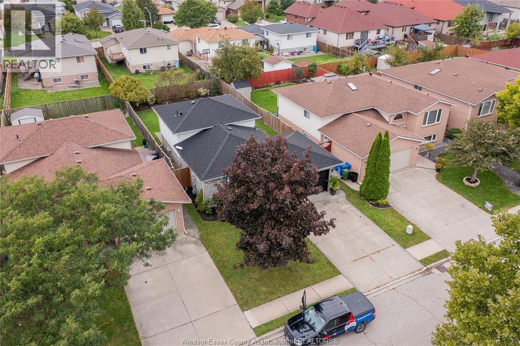 2163 Curry, Windsor, Ontario  N9B 3X5 - Photo 39 - 26023156
