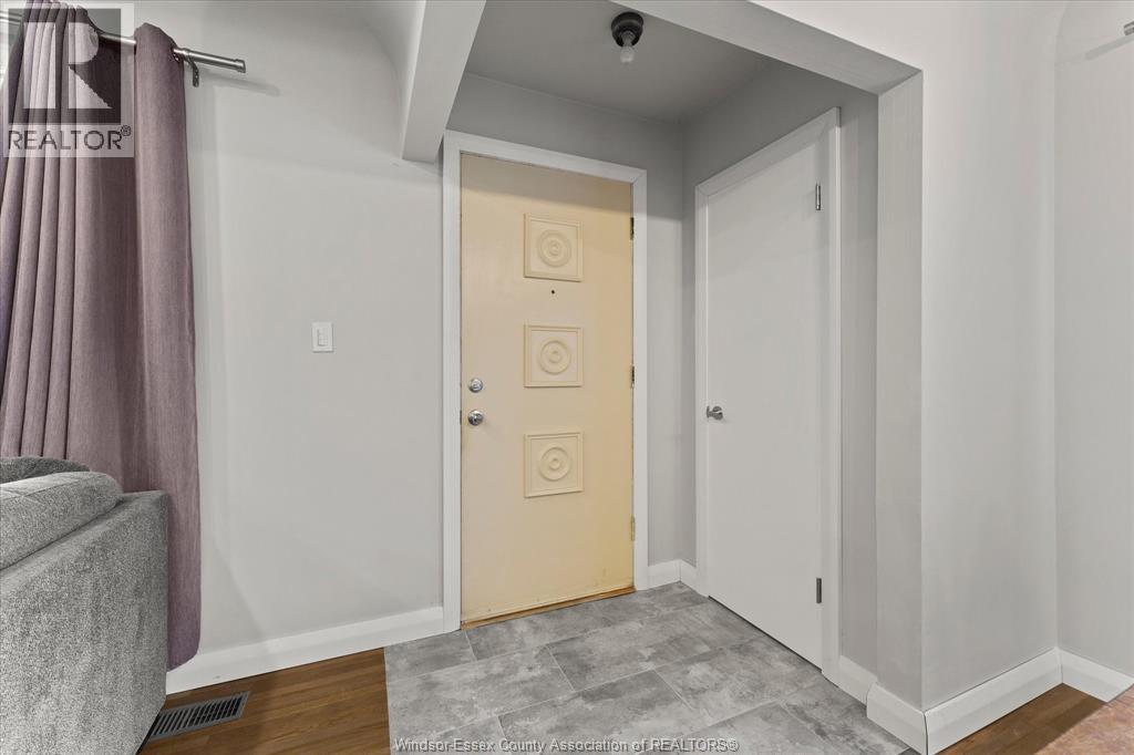 3189 Mckay, Windsor, Ontario   - Photo 5 - 26023482