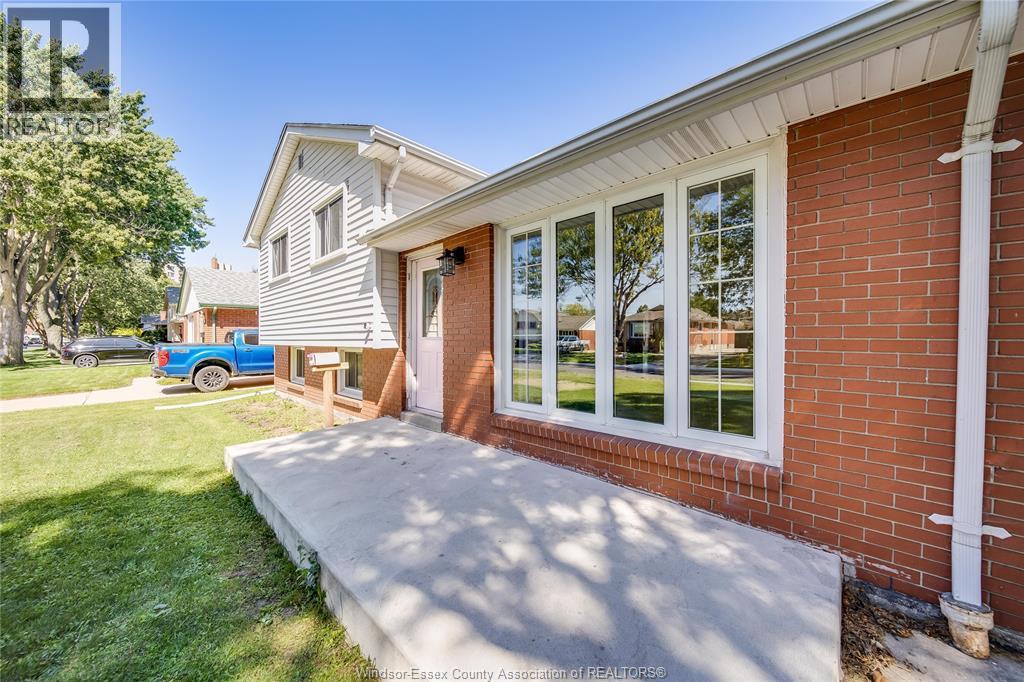 368 Carling Crescent, Windsor, Ontario  N8S 3X8 - Photo 37 - 26023481