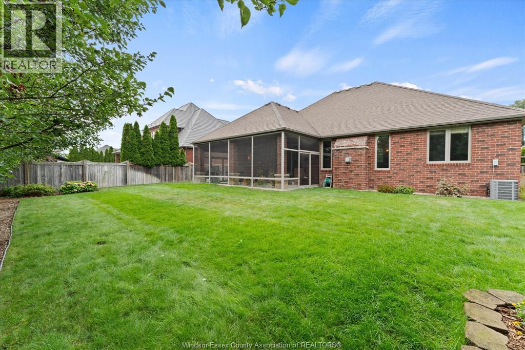 1031 Huntington Boulevard, Lakeshore, Ontario  N0R 1A0 - Photo 38 - 26023424