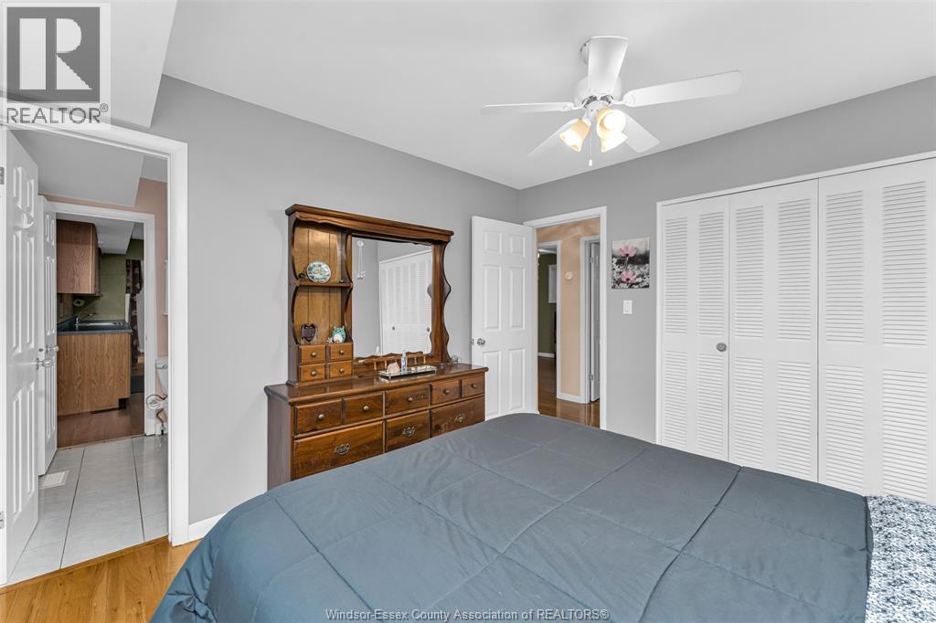 3415 Randolph, Windsor, Ontario  N9E 3E9 - Photo 16 - 26023456