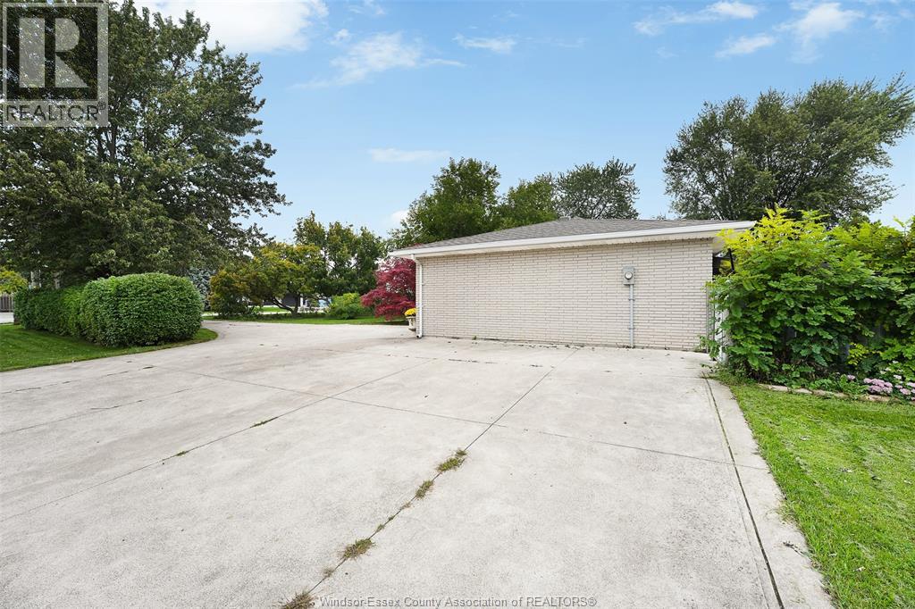 268 Broadway Street, Belle River, Ontario  N8L 0L5 - Photo 4 - 26023208