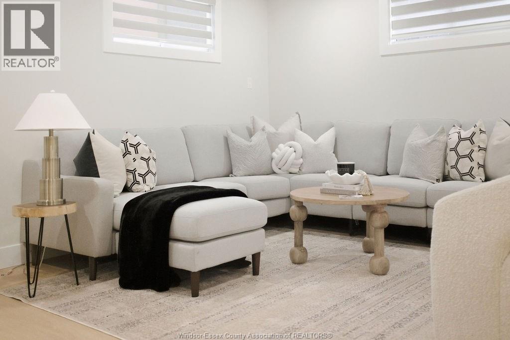 1720 Partington, Windsor, Ontario  N8W 3R8 - Photo 40 - 26023473