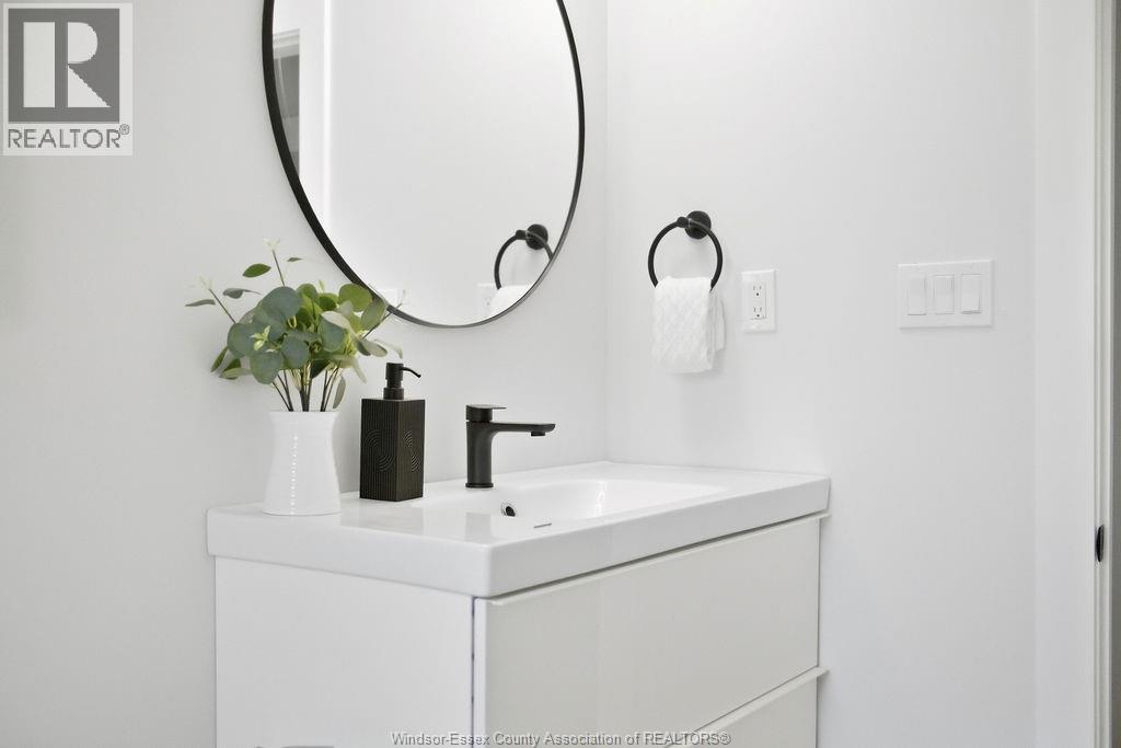 1720 Partington, Windsor, Ontario  N8W 3R8 - Photo 44 - 26023473