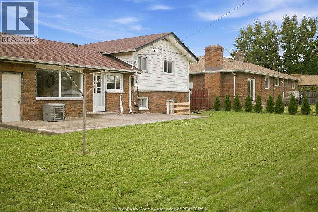 1720 Partington, Windsor, Ontario  N8W 3R8 - Photo 45 - 26023473