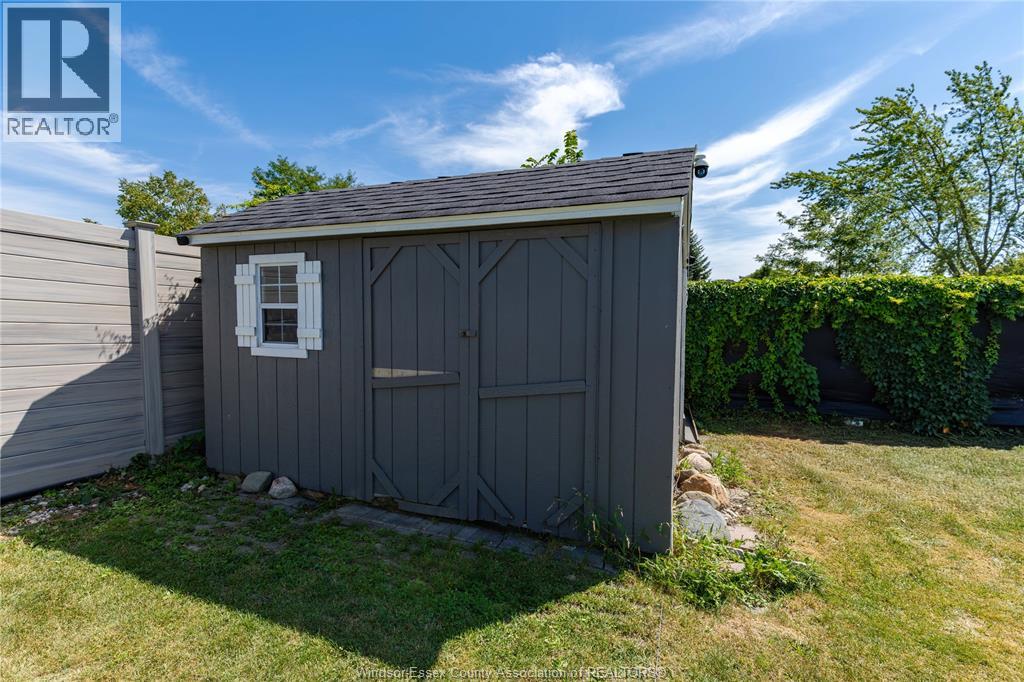 1479 Southdale, Windsor, Ontario  N8W 5N3 - Photo 9 - 26023496