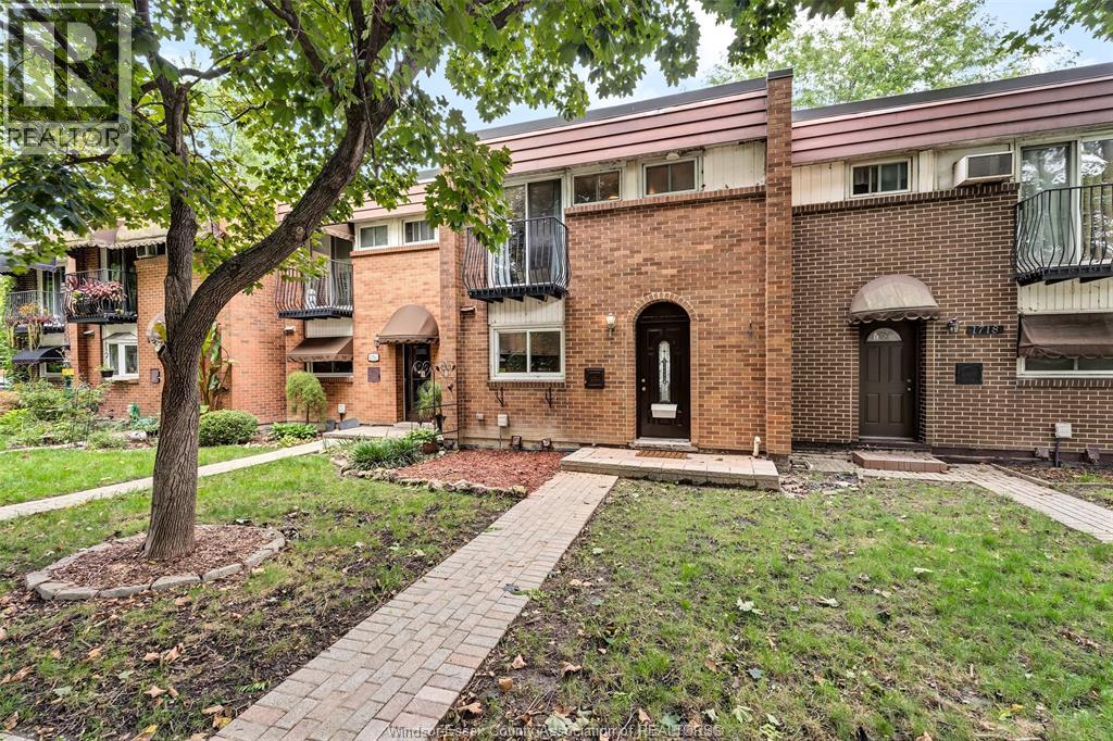 1716 Eastgate Estates, Windsor, Ontario  N8T 2T2 - Photo 1 - 26023509