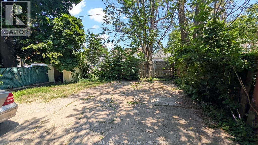 322 Partington Unit# Upper, Windsor, Ontario  N9B 2N5 - Photo 3 - 26023513