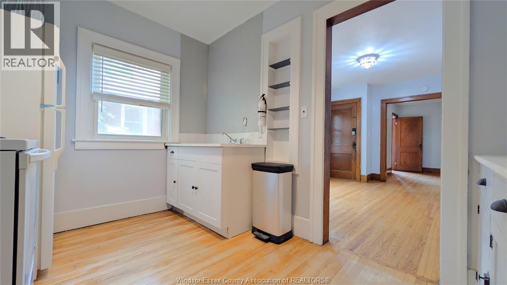 322 Partington Unit# Upper, Windsor, Ontario  N9B 2N5 - Photo 5 - 26023513