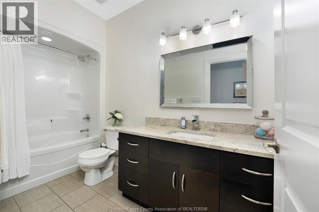 2216 Roxborough, Windsor, Ontario  N9B 0A5 - Photo 31 - 26023510