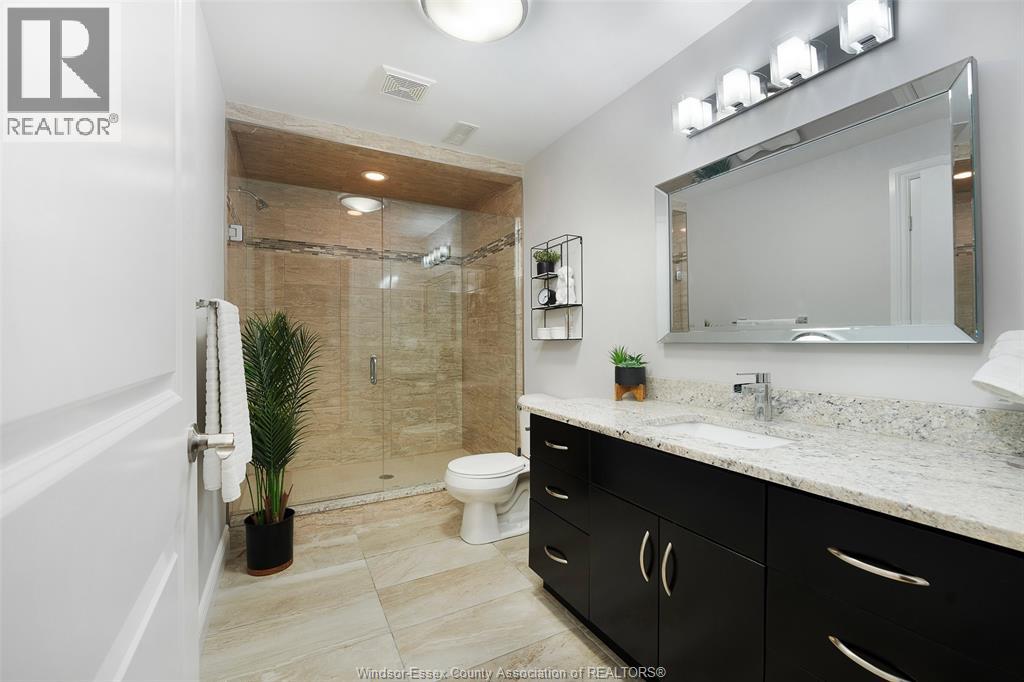2216 Roxborough, Windsor, Ontario  N9B 0A5 - Photo 46 - 26023510