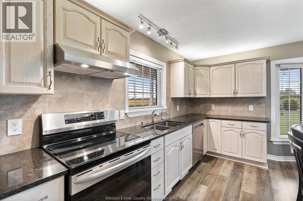 2208 County Rd 20 West, Essex, Ontario  N0R 1G0 - Photo 12 - 26023518