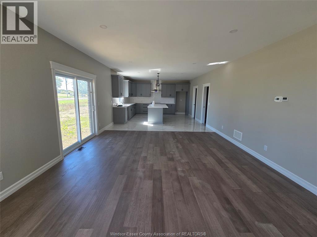 4410 Belmont, Comber, Ontario  N0R 1A0 - Photo 2 - 26023491