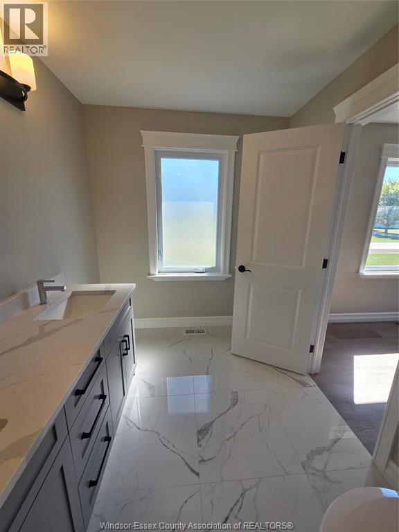 4410 Belmont, Comber, Ontario  N0R 1A0 - Photo 6 - 26023491
