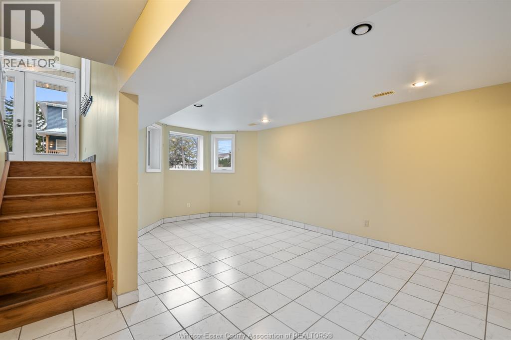 5530 St. Clair, Lakeshore, Ontario  N0R 1N0 - Photo 29 - 26023505
