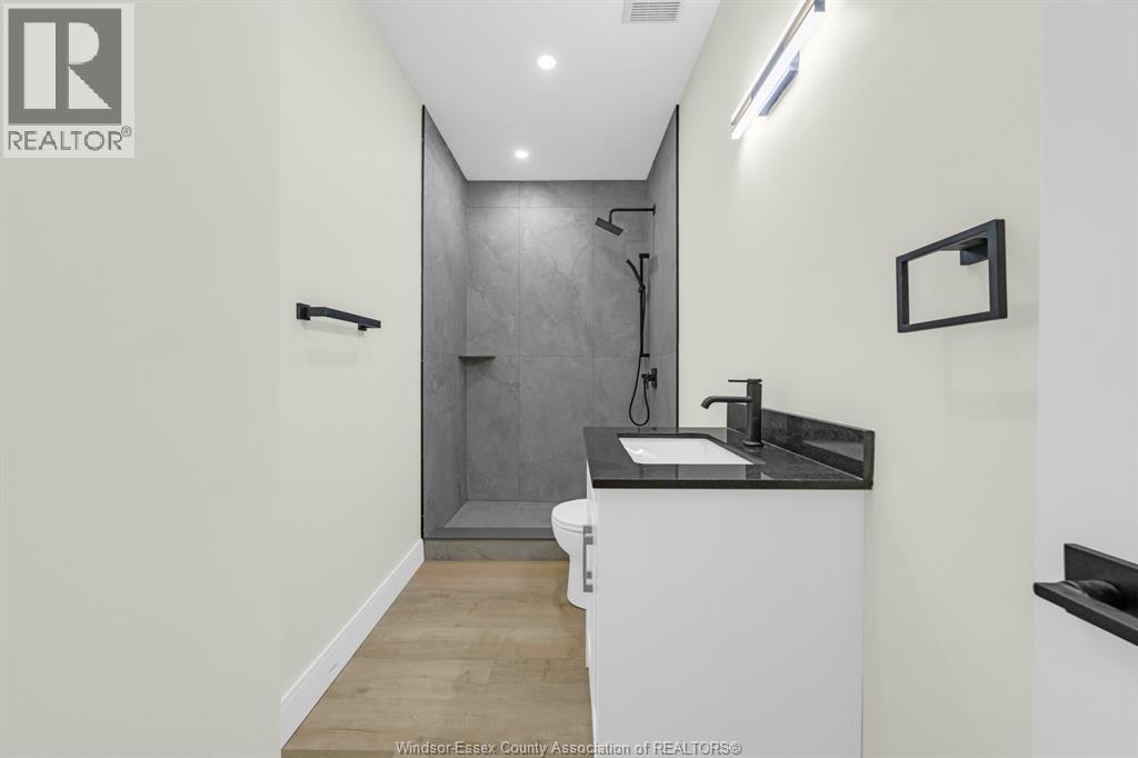 3177 Riverside Drive Unit# 305, Windsor, Ontario  N8Y 1A5 - Photo 11 - 26023310