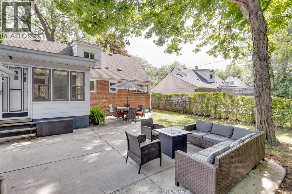 3035 Radisson Avenue, Windsor, Ontario  N9E 1Y4 - Photo 49 - 26023525
