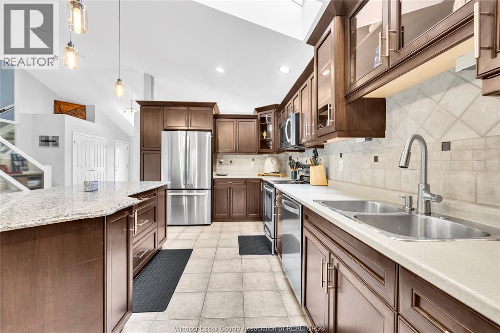 1371 Matthew Crescent, Lakeshore, Ontario  N0R 1A0 - Photo 12 - 26023502