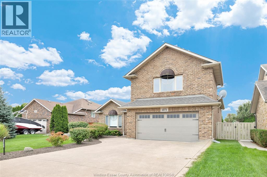 1371 Matthew Crescent, Lakeshore, Ontario  N0R 1A0 - Photo 4 - 26023502