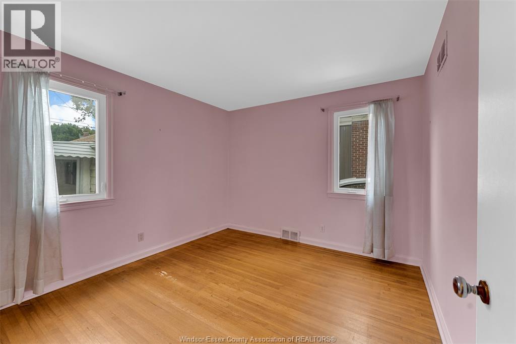 2032 Verdun, Windsor, Ontario  N8W 1P7 - Photo 20 - 26023522