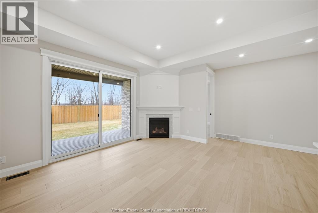 447 Caserta Crescent, Lakeshore, Ontario  N0R 1A0 - Photo 6 - 26023468