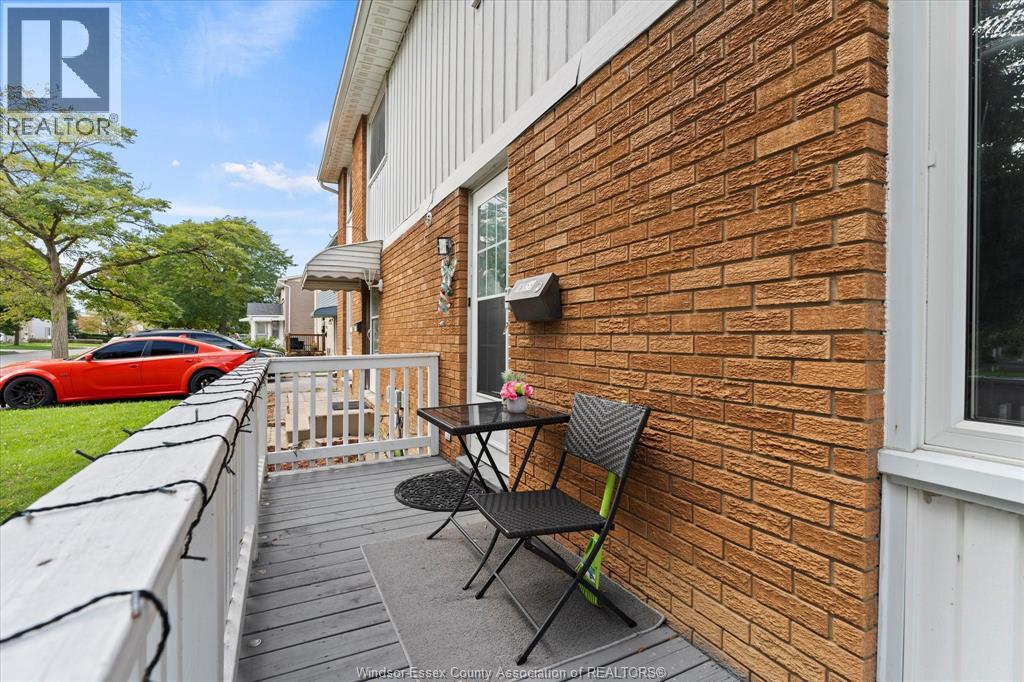 10358 Shenandoah, Windsor, Ontario  N8R 1B5 - Photo 2 - 26023546