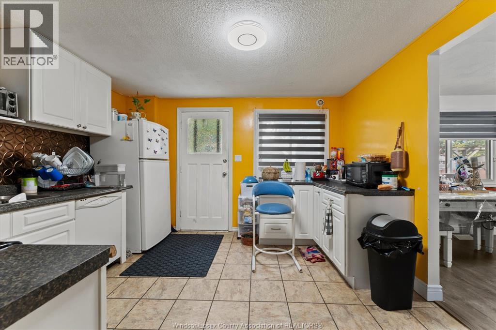10358 Shenandoah, Windsor, Ontario  N8R 1B5 - Photo 5 - 26023546