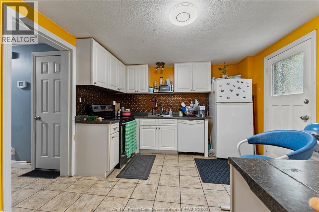 10358 Shenandoah, Windsor, Ontario  N8R 1B5 - Photo 6 - 26023546